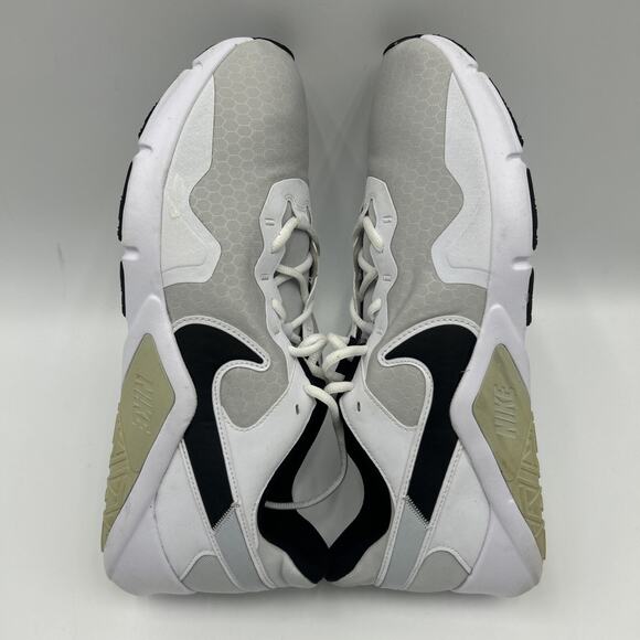 NIKE Legend Essential 2 White Black Running Shoes Men’s Size 15 CQ9356-002 - Picture 5 of 10